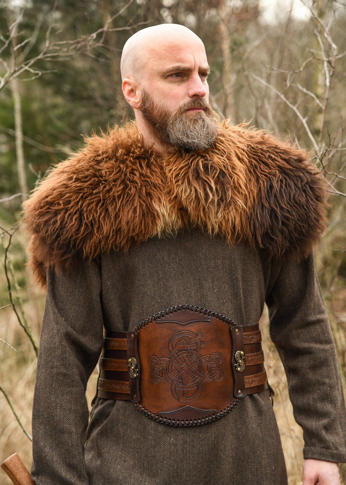 Cinturón de cuero vikingo con repujado, marrón