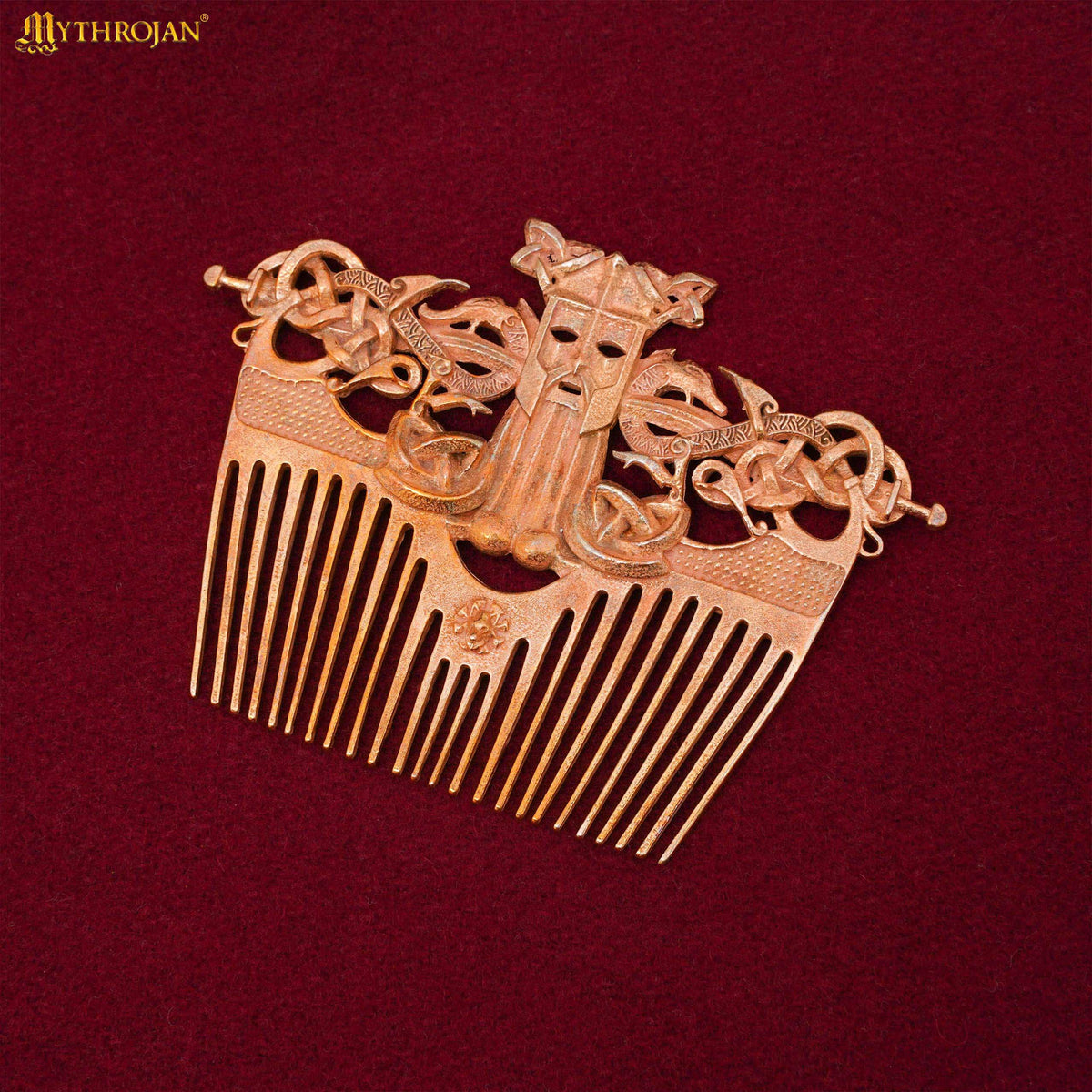 Peine vikingo en bronce con funda cuero, acabado brillante