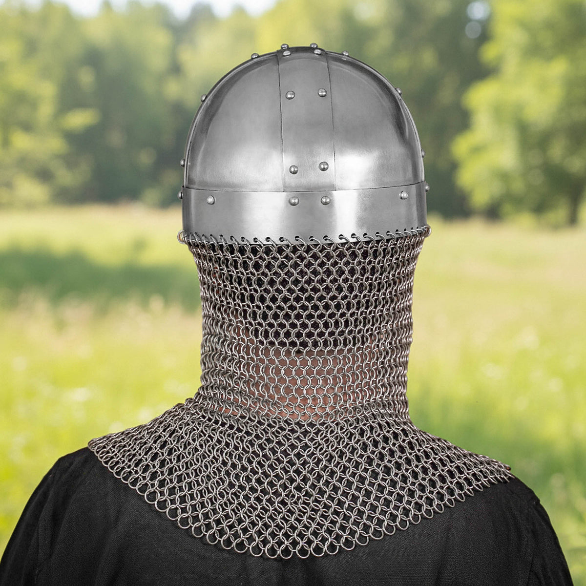 Casco vikingo con verdugo cota de malla (16 g.)