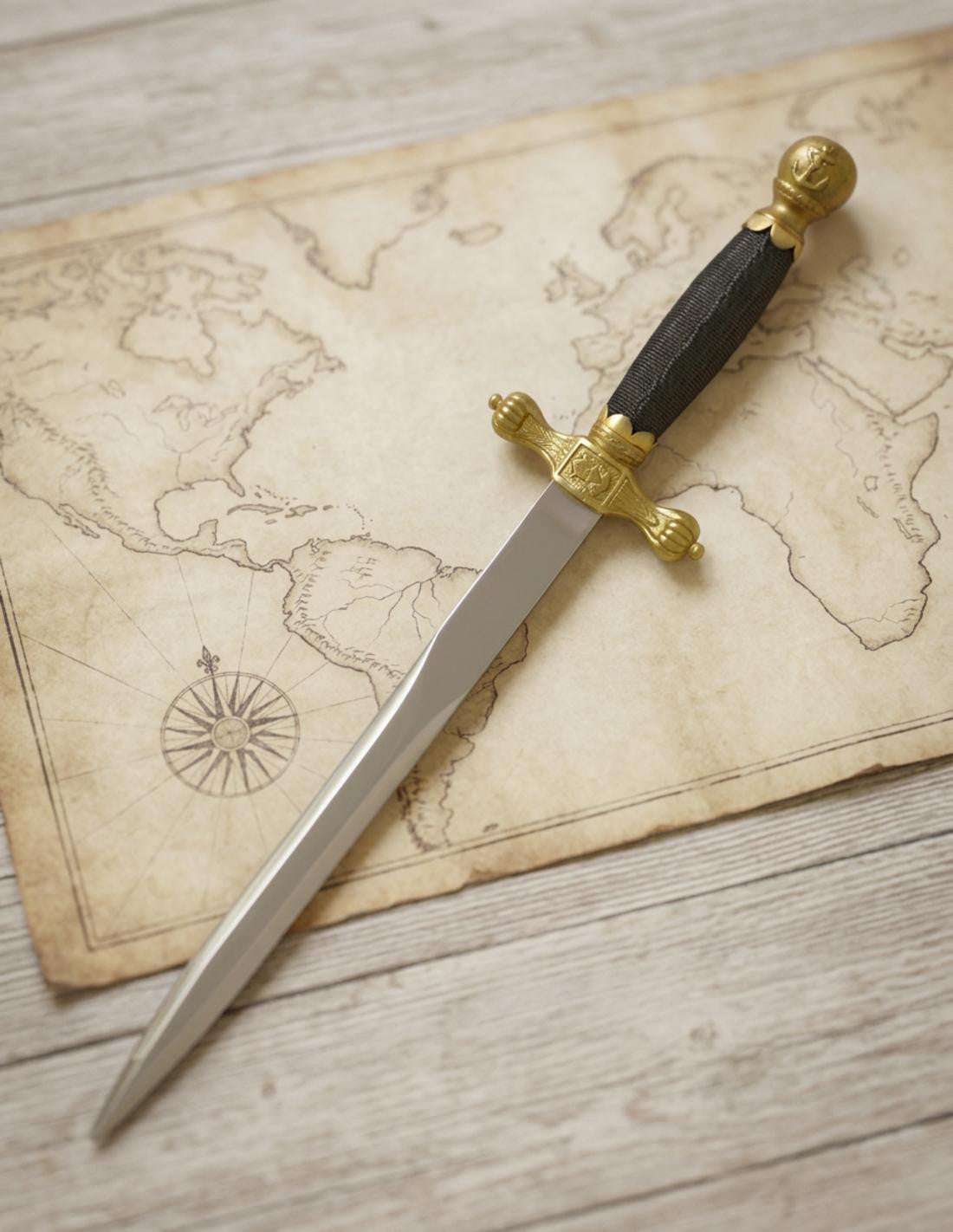 Daga medieval Toledana modelo Naval, puño cordón