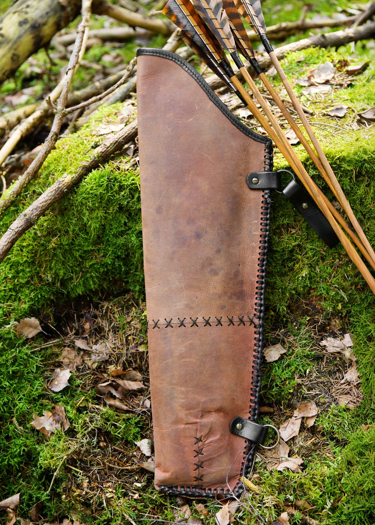 Carcaj medieval para cadera en cuero, color marrón claro