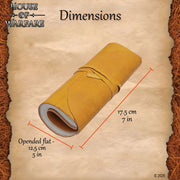 Diario medieval encuadernado en cuero enrollado