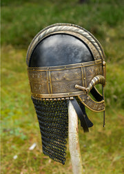 Casco Vikingo de Valsgarde con Malla de Acero - Réplica Histórica