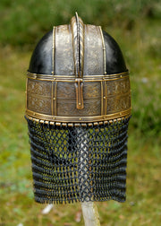 Casco Vikingo de Valsgarde con Malla de Acero - Réplica Histórica