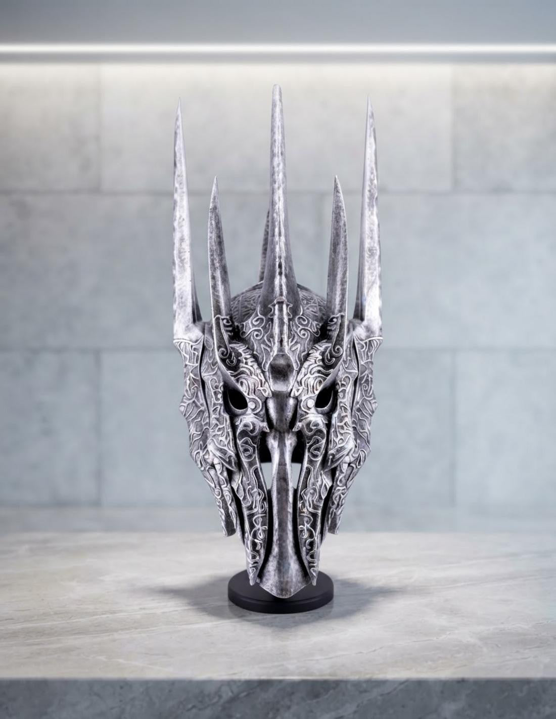Casco decorativo no oficial de Sauron - El Señor de los Anillos