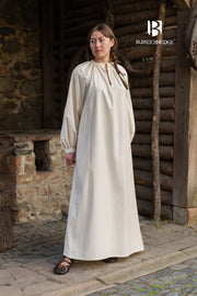 Vestido medieval modelo Rus Lilia, Blanco Natural