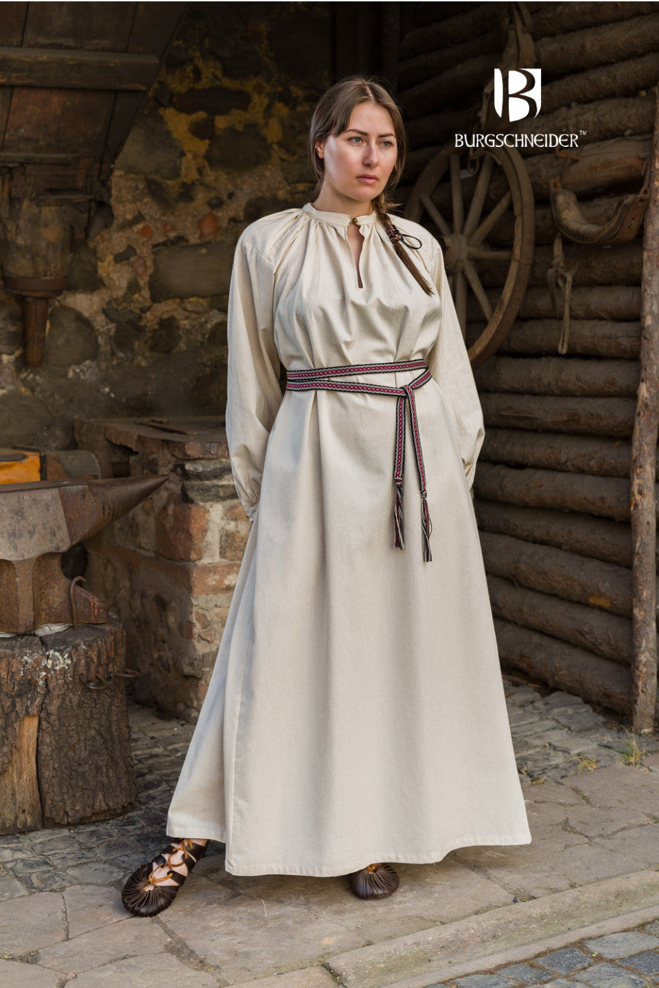 Vestido medieval modelo Rus Lilia, Blanco Natural