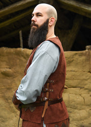 Peto medieval cuero modelo Vidar, color marrón
