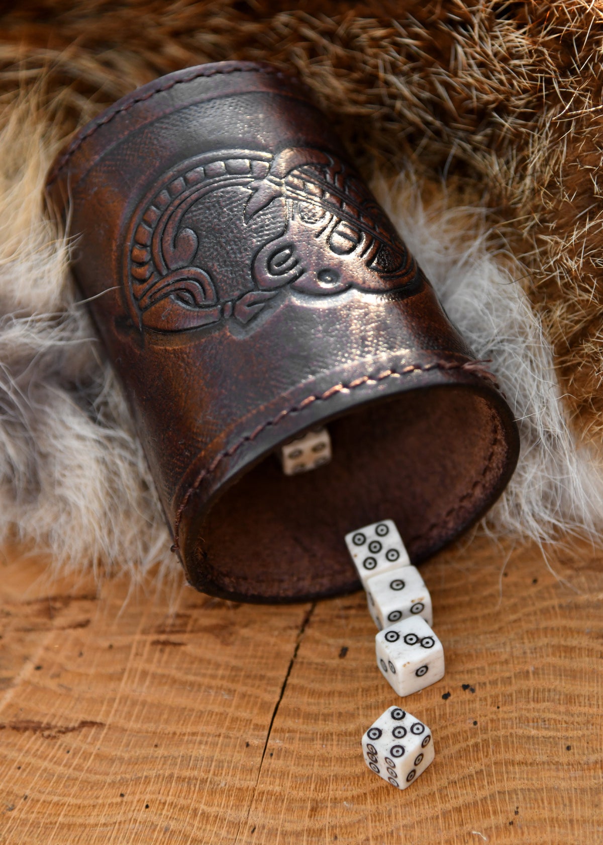 Dado Vikingo hecho en hueso, 1 unidad