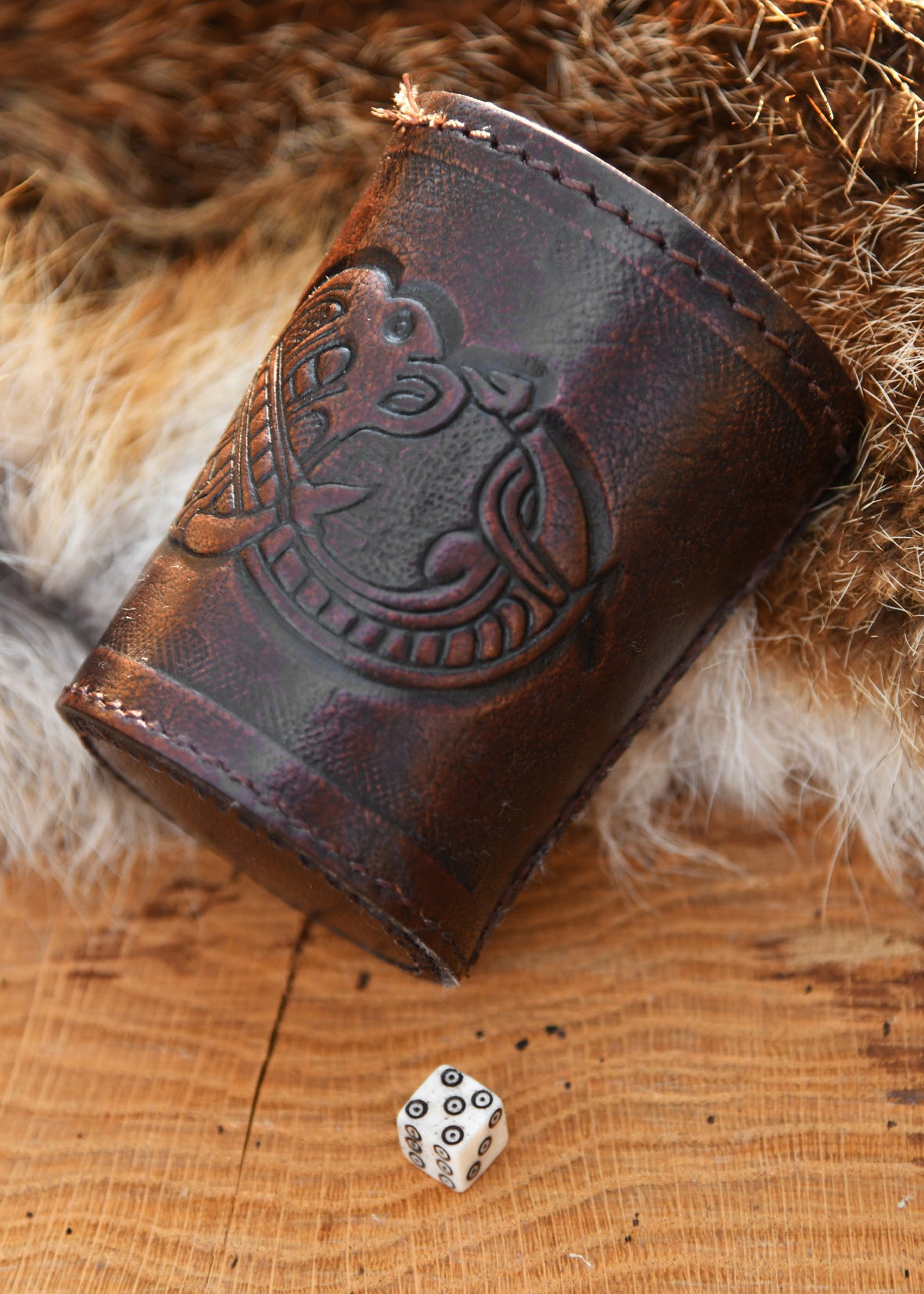 Dado Vikingo hecho en hueso, 1 unidad
